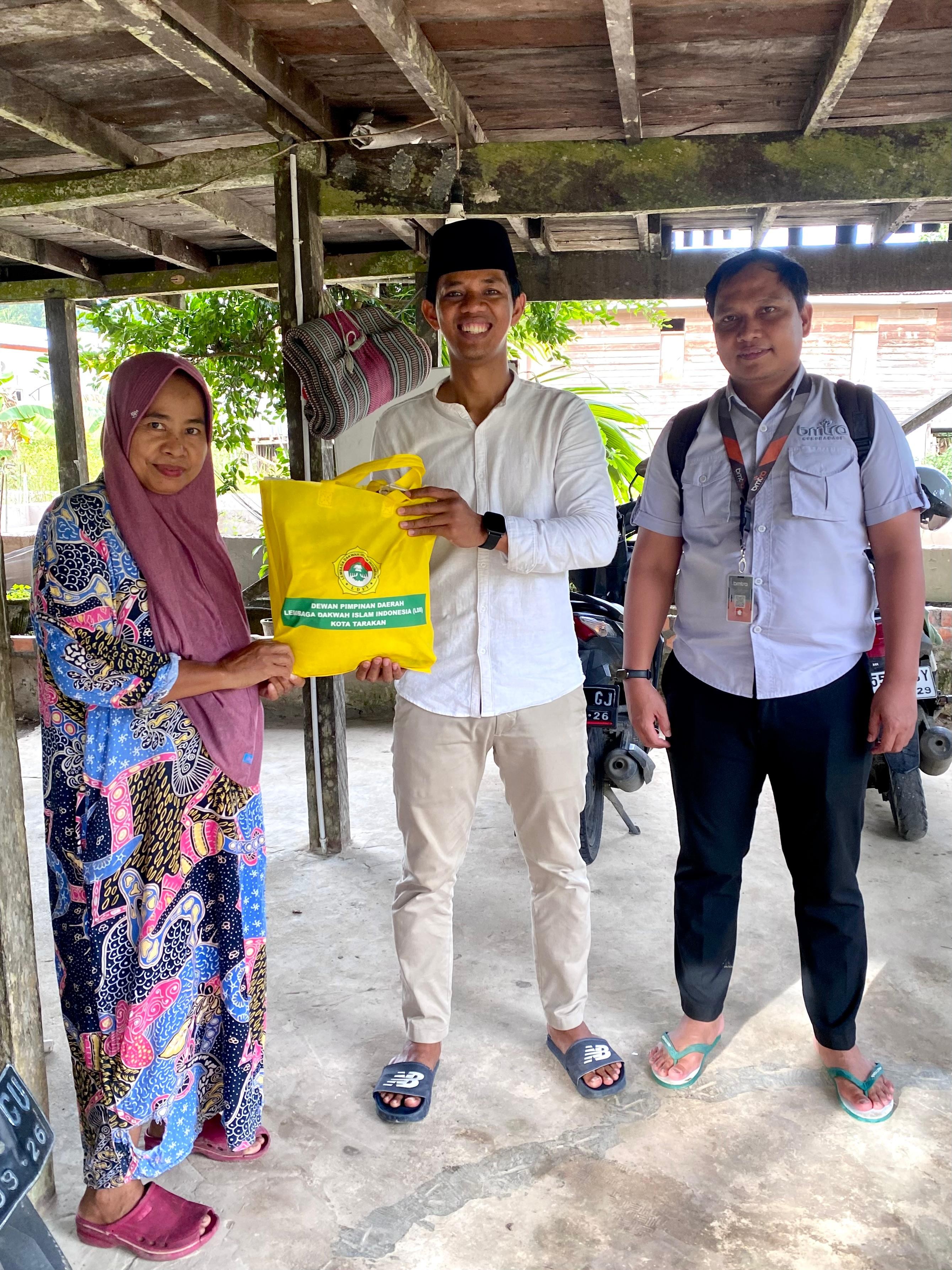 Pemuda LDII Kota Tarakan berbagi di Bulan Ramadan