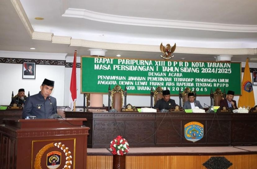 Pj Wali Kota Tarakan Bustan, Sampaikan Nota Penjelasan Raperda RPJPD 2025-2045
