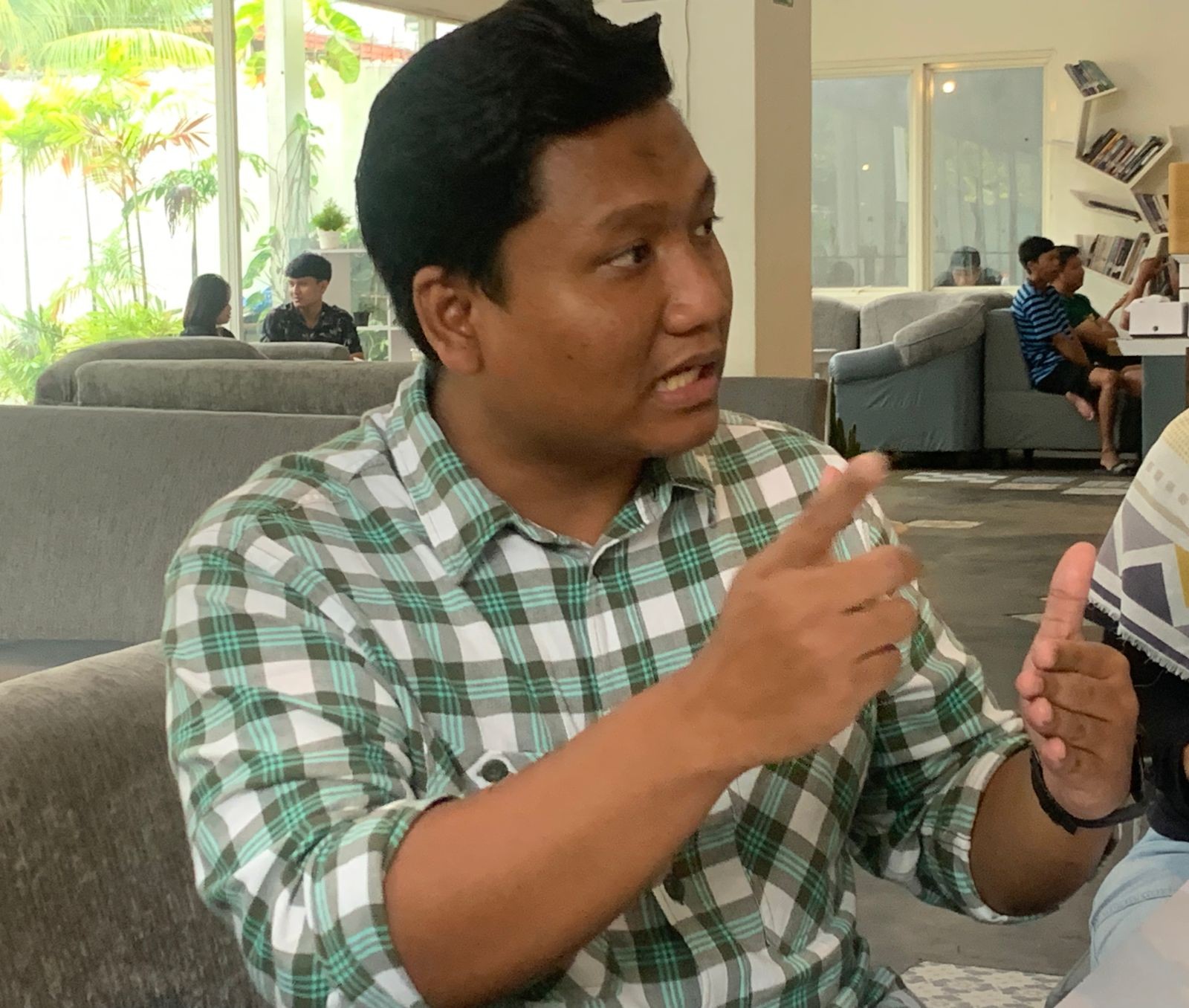 Hasil Survey Elektabilitas Dua Calon DPR RI Kaltara Masih Dipimpin Oleh Rahmawati dan Andravitri