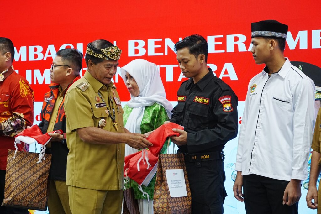 Gubernur Ajak Masyarakat Kibarkan Bendera Merah Putih Semarakkan HUT RI ke-80