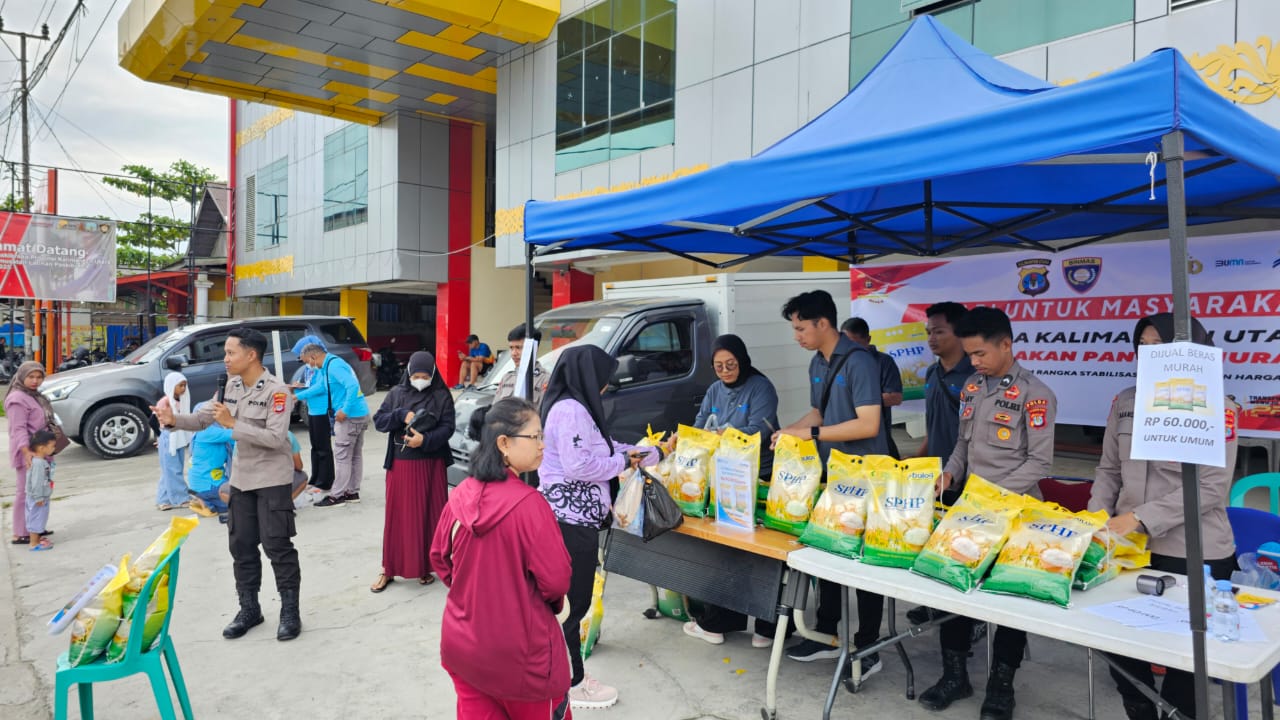 Beras Rp 60 ribu Ludes di Pasar Murah