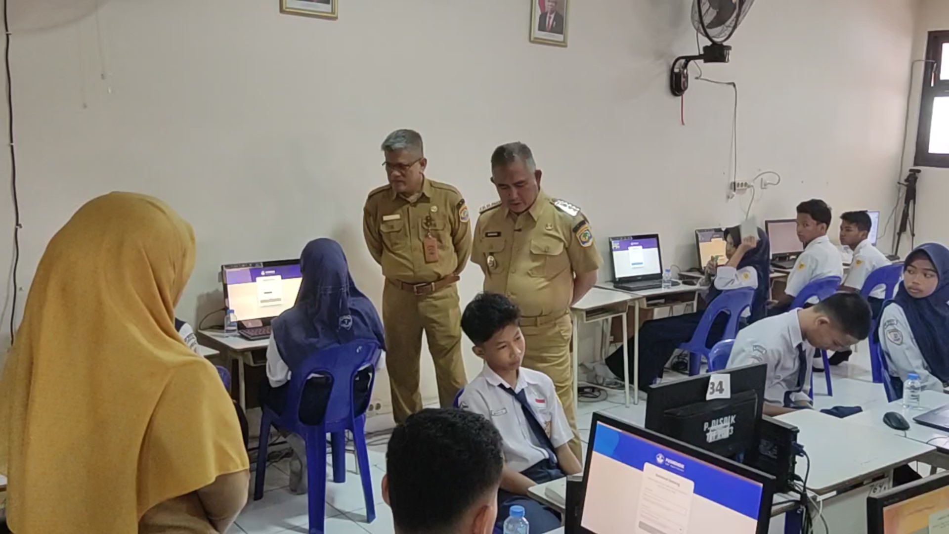 Kunjungan Wali Kota Tarakan Tinjau Pelaksanaan Tes Kemampuan Akademik di SMP Negeri 7