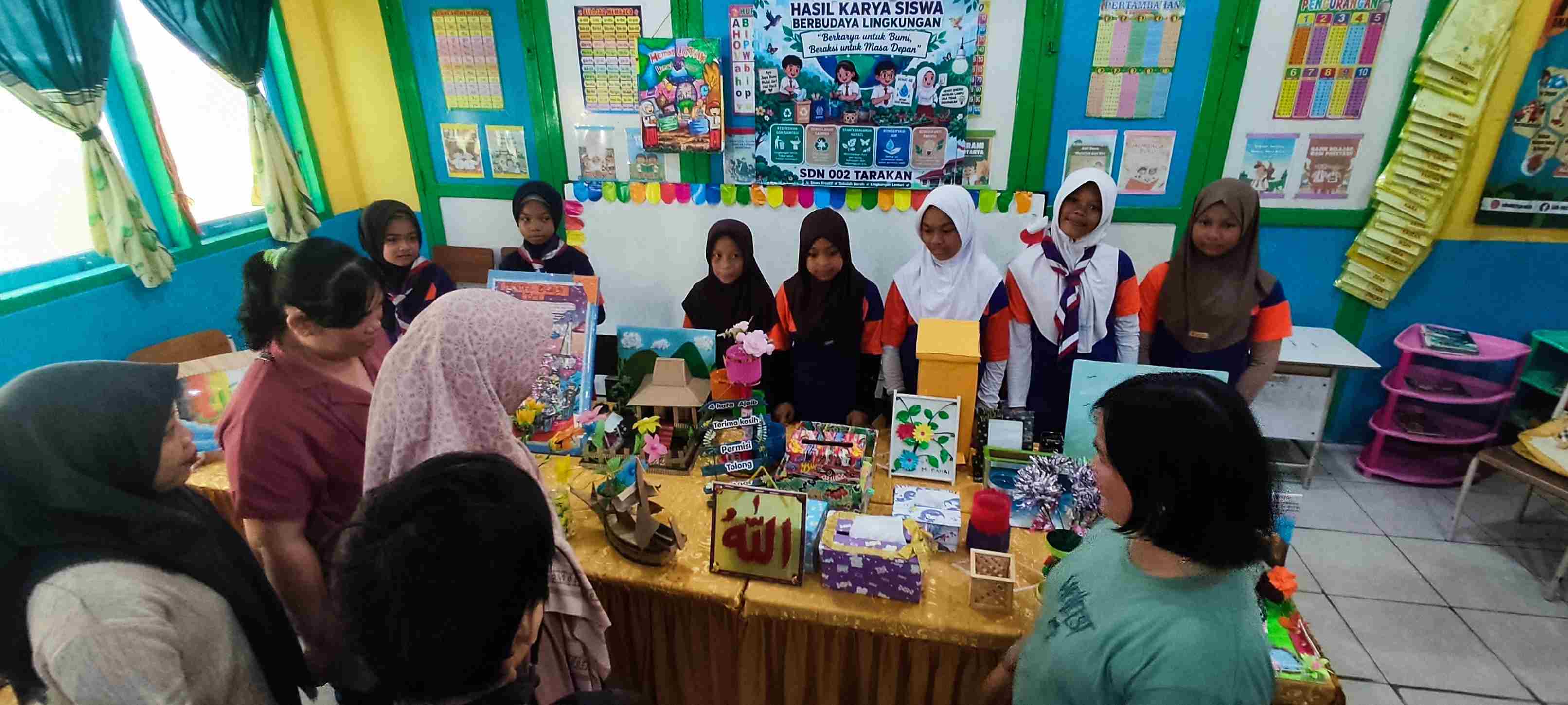 SD Negeri 002 Tarakan Gelar Pameran Karya Siswa, Perkuat Langkah Menuju Adiwiyata Nasional