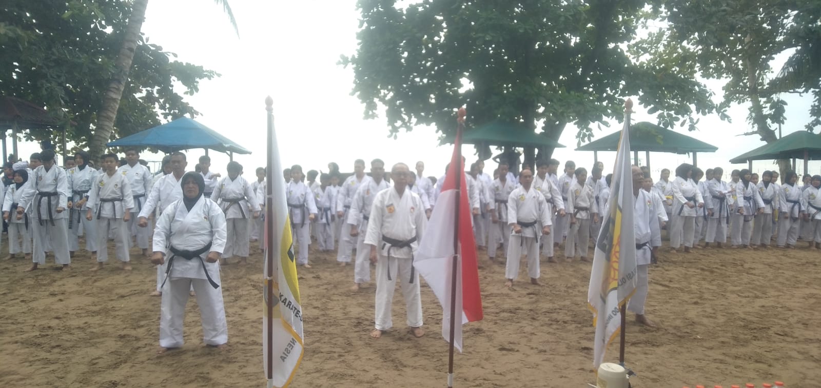 INKAI Tarakan Gelar Gashuku di Pantai Amal Baru