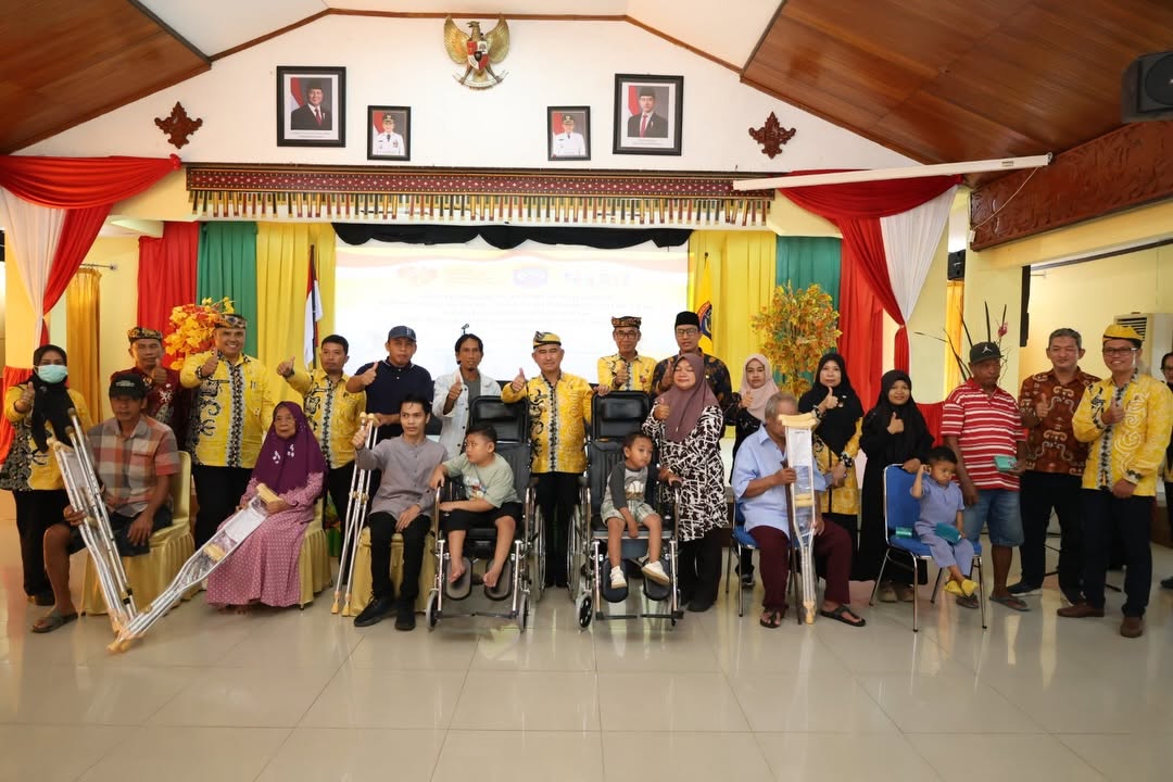 Wali Kota Serahkan Bantuan Disabilitas