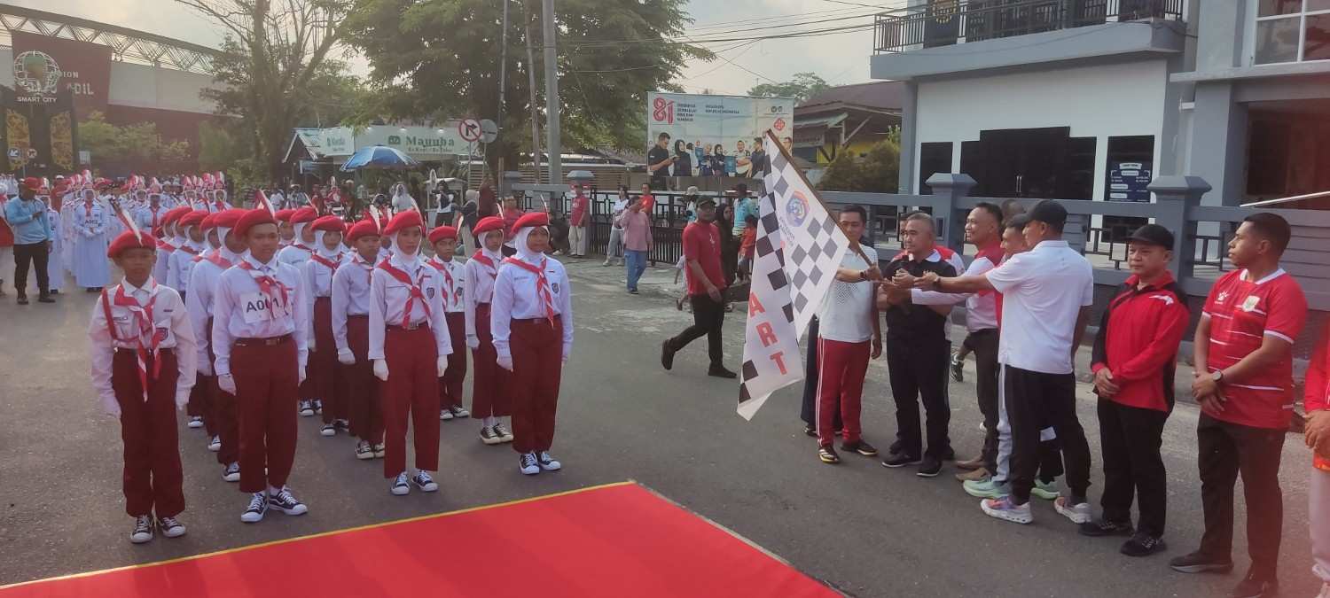 Lomba Gerak Jalan Meriahkan HUT RI ke-81 di Tarakan