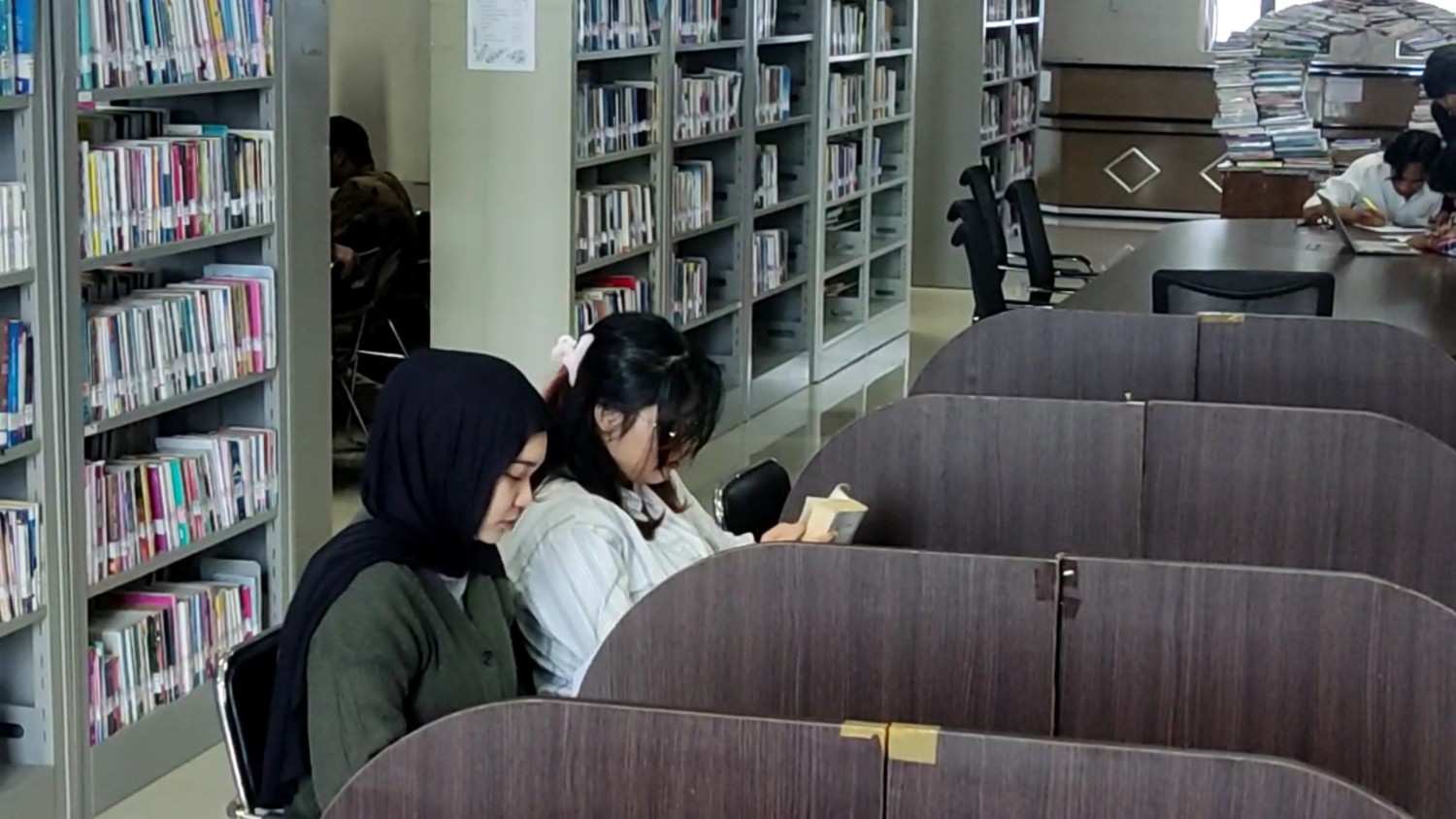 Peran Orang Tua Penting untuk Tingkatkan Minat Baca Anak